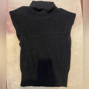 Babaton medium knit shirt